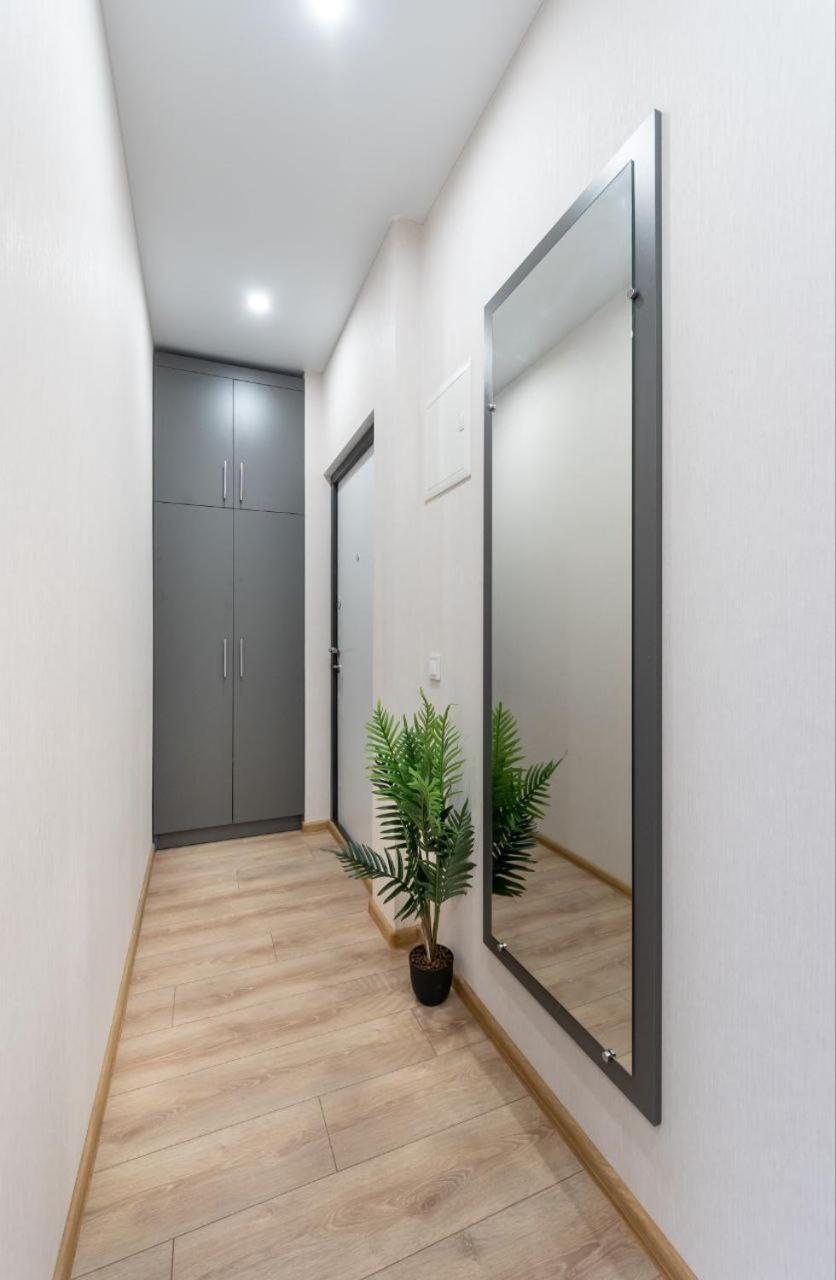 Your Apartment Kharkivska Kyiv Exterior photo
